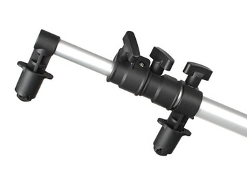 Держатель для крепления бленд на боковой стороне штатива.