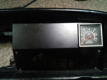 Чехол на магнитолу FIAT 125p, тахометр