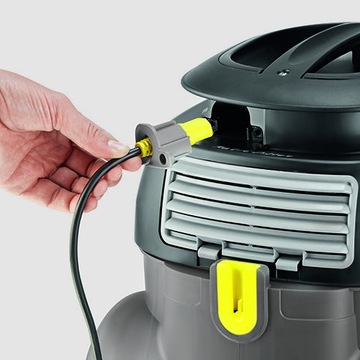 Промышленный пылесос Kärcher T 7/1 Classic мощностью 850 Вт.