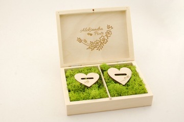 Шкатулка для обручальных колец с индивидуальной гравировкой из мха