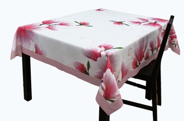 Biało-różowy OBRUS MAGNOLIE kwiaty druk 150x250cm