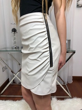 D7 ЮБКА В РЕБРУСКУ, МОЛНИЯ, БЕЖЕВЫЙ, ЭКО-КОЖА, размер 36