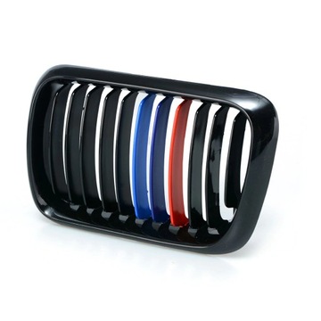 НАКЛАДКИ НА РЕШЕТКУ ПОЧЕК BMW 3 E36 COUPE LCI M STRIPES