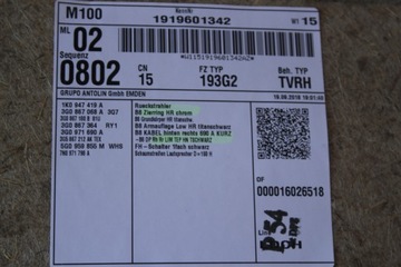 TAPICERKA DRZWI TYŁ PRAWE VW PASSAT B8 SKÓRA LIMO