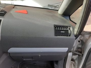 ПРИБОРНАЯ ПАНЕЛЬ OPEL ZAFIRA B 2007