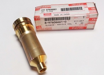 UCHWYT DYSZY WTRYSKIWACZA 4HK1 ISUZU 8-97606661-0