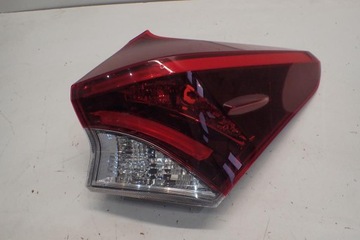 Lampa tył tylna prawa TOYOTA AURIS II LIFT 15- HB