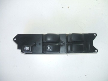 PAJERO III PŘEPÍNAČ SKEL SPÍNAČ LEVÝ PŘEDNÍ