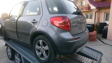 Накладка на бампер правая галогенная Suzuki SX4 4x4