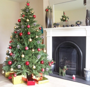 Искусственная елка ЗЕЛЕНАЯ ПИТЬ толщиной 220 см LUX