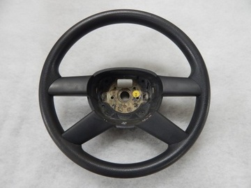 VW Golf V - kierownica 4-ramienna