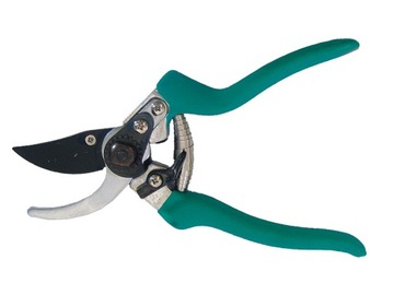 Секатор GR6206