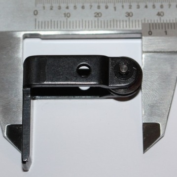 НАПРАВЛЯЮЩИЙ РОЛИК ДЛЯ ЛОББИКА BOSCH GST 60 85 2000 г.