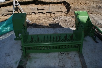PODŁOGA PRASY RAMA PODBIERACZA 592 JOHN DEERE 08R