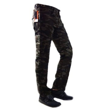 БРЮКИ-КАМУФЛЯЖНЫЕ РАБОЧИЕ С КАРМАНАМИ