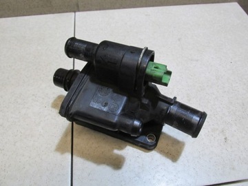 OBUDOWA TERMOSTATU FIESTA MK7 1,4 TDCI 2009 ROK
