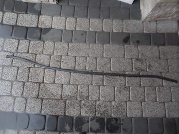 Uszczelka guma podszybia wyciera Avensis T25 03-08