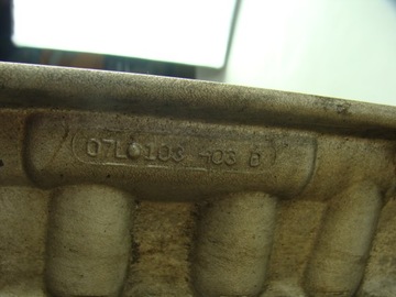 ГОЛОВКА AUDI RS6 C6 4F BUH 07L103404D 07L103403D