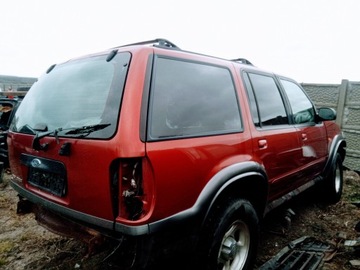 Окно кузова заднее правое левое Ford Explorer II