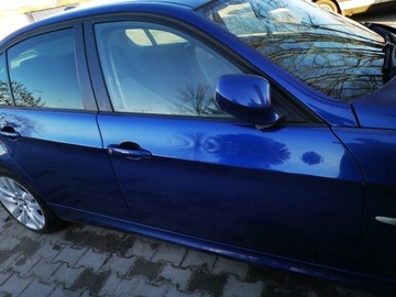 A51 DVEŘE PRAVÝ PŘEDNÍ BMW E90 E91 FACELIFT
