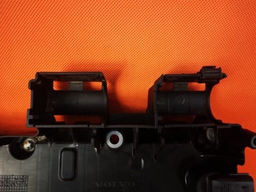 Volvo V40 II 2016r D2 Pokrywa zaworów Czujnik