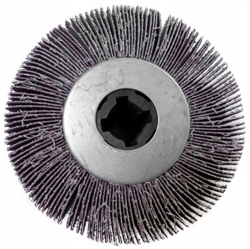 КЛАПАННАЯ ЩЕТКА ЗЕРНИСТОСТЬЮ 60 ДЛЯ ШЛИФОВАЛЬНОЙ МАШИНЫ XT391060