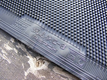 Планета шипов - Шипы большие - REACH C-8 2,5 мм.