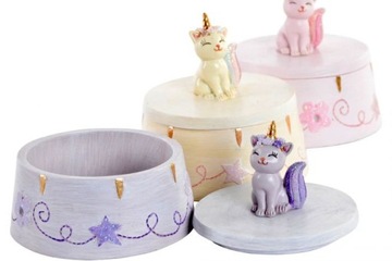 Розовая шкатулка