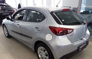 LIŠTA DVEŘNÍ BOČNÍ NA DVEŘE MAZDA 2 14-22
