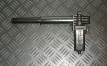 BMW E60 E65 E90 silniczek regulacji fotela prawy