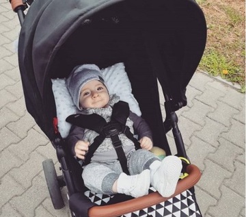 Подушка в коляску с отверстиями для ремней ВЫКРОЙКИ
