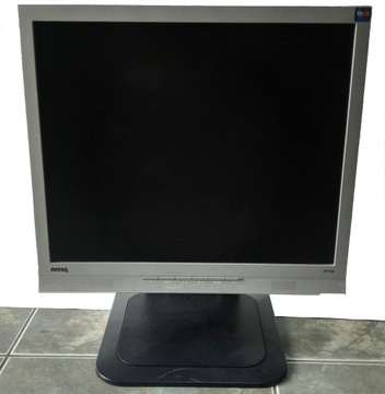 ЖК монитор компьютера ПОДДЕЛКА РЕКЛАМА МЕБЕЛЬНЫЙ МАГАЗИН