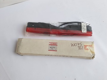 TŘETÍ SVĚTLO STOP MITSUBISHI MZ312722