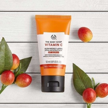 THE BODY SHOP Витамин C Glow Protect Lotion SPF 30 Крем с витаминным фильтром