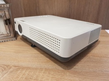 ПРОЕКТОР SANYO XW55 1024x768 2000ANSI ЖК-дисплей XGA 1 Вт
