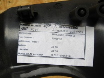 MERCEDES W414 VANEO KRYT POUZDRO PŘÍSTROJOVÁ DESKA