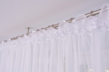 FIRANA PROSTA GOTOWA GIPIURA 300X170 KORONKA