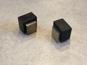 КВАДРАТНЫЙ ДВЕРНОЙ ОТШИК ПРИВИНЧЕННЫЙ - 2 ЦВЕТА