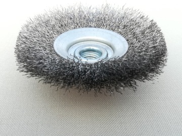 ПРОВОЛОЧНАЯ ДИСКОВАЯ ЩЕТКА М14 ИЗОЛНЕННАЯ ПРОВОЛОКА 100мм