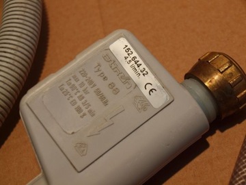 ЭЛЕКТРОМАГНИТНЫЙ КЛАПАН ПОДАЮЩИЙ ШЛАНГ ДЛЯ ПОСУДОМОЕЧНОЙ МАШИНЫ PRIVILEG