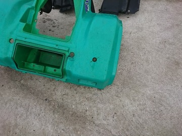 Kawasaki KLF 300 пластик пластик
