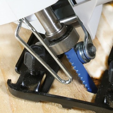 Blaupunkt BP5242 Аккумуляторный лобзик с литий-ионным аккумулятором