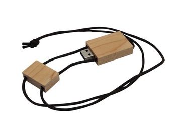 Деревянная флешка на шнурке 16 ГБ USB 3.0