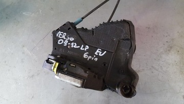 TOYOTA VERSO 09-15R ZÁMEK DVEŘE LEVÝ PŘEDNÍ 6 PIN