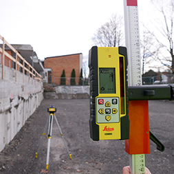 Leica Rugby CLH level SET, штатив, рейка