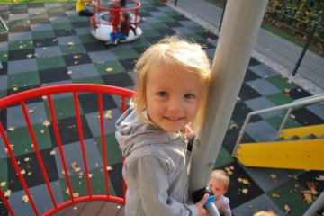 Плиты безопасной поверхности FLEXIZONE PLAYGROUND