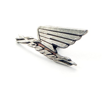 ZNACZEK METALOWY ODZNAKA PRZYPINKA HONDA HORNET