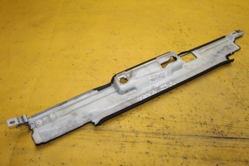 КРЫШКА СТОЙКИ ПРАВАЯ S-LINE A4 B6 8E9868632C