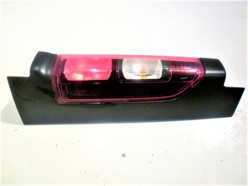 LAMPA PRAWA TYŁ TRAFIC III VIVARO B