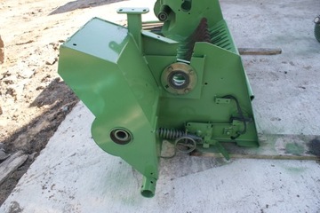 РАМА НАПОЛЬНОГО ПОДБОРщика-подборщика 592 JOHN DEERE 08R